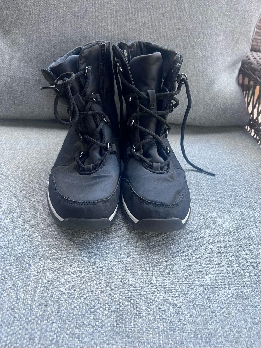 Kim Rogers Womens Black Winter Boots SZ 7 1/2 Lace Up Side Zip Ankle Snow Shoes